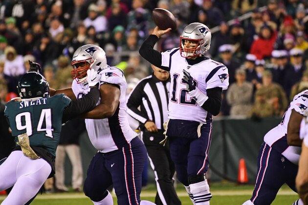 PHILADELPHIA, PA - NOVEMBER 17: Tom Brady #12 of the New England Patriots looks to pass during the third quarter at Lincoln Financial Field on November 17, 2019 in Philadelphia, Pennsylvania. The Patriots defeated the Eagles 17-10. (Photo by Corey Perrine/Getty Images)