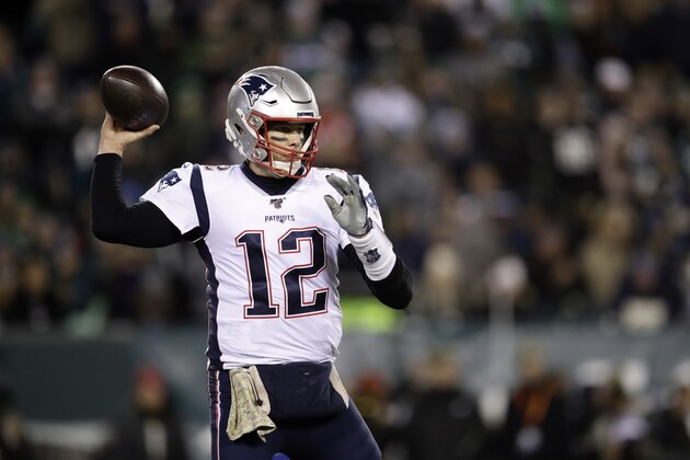 New England Patriots' Tom Brady plays during the second half of an NFL football game against the Philadelphia Eagles, Sunday, Nov. 17, 2019, in Philadelphia. (AP Photo/Matt Rourke)