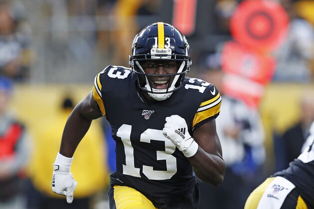 Pittsburgh Steelers wide receiver James Washington (13) celebrates a touchdown catch during the first half of an NFL football game against the Los Angeles Rams in Pittsburgh, Sunday, Nov. 10, 2019. The Steelers won 17-12. (AP Photo/Keith Srakocic)