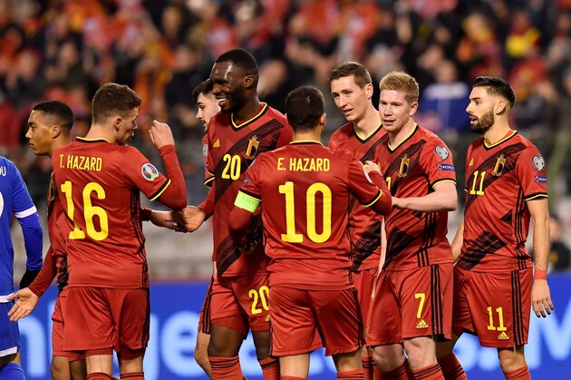 Belgium's Kevin De Bruyne (2ndR) is congratulated by teammates after scoring a goal during the UEFA Euro 2020 qualification football match between Belgium and Cyprus at the King Baudouin stadium in Brussels on November 19, 2019. (Photo by JOHN THYS / AFP) (Photo by JOHN THYS/AFP via Getty Images)