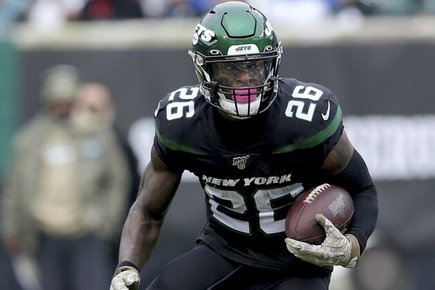 New York Jets running back Le'Veon Bell (26) in action against the New York Giants during an NFL football game on Sunday, Nov. 10, 2019, in East Rutherford, N.J. (Brad Penner/AP Images for Panini)