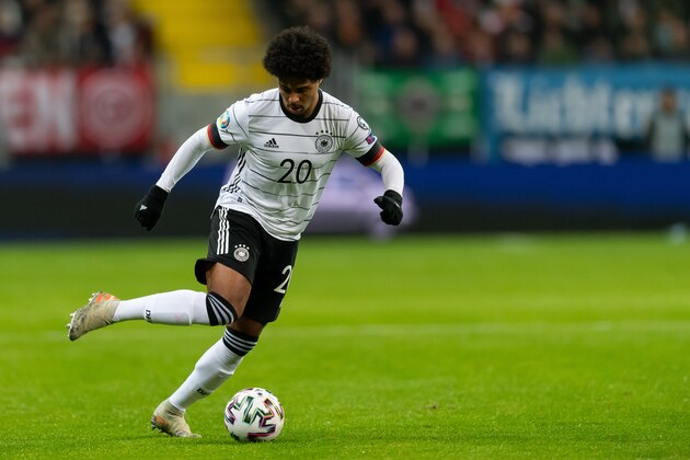 FRANKFURT AM MAIN, GERMANY - NOVEMBER 19: Serge Gnabry of Germany controls the ball during the UEFA Euro 2020 Qualifier between Germany and Northern Ireland at Commerzbank Arena on November 19, 2019 in Frankfurt am Main, Germany. (Photo by TF-Images/Getty Images)