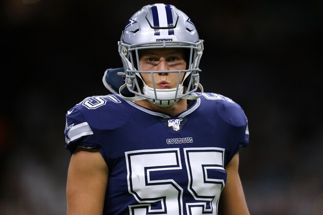 NEW ORLEANS, LOUISIANA - SEPTEMBER 29: Leighton Vander Esch #55 of the Dallas Cowboys reacts during a game against the New Orleans Saints at the Mercedes Benz Superdome on September 29, 2019 in New Orleans, Louisiana. (Photo by Jonathan Bachman/Getty Images)