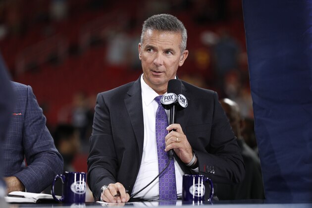 LOS ANGELES, CALIFORNIA - SEPTEMBER 20: Former player Urban Meyer, rumored to be the next USC head coach, appears at the USC game against the Utah Utes at Los Angeles Memorial Coliseum on September 20, 2019 in Los Angeles, California. (Photo by Meg Oliphant/Getty Images)