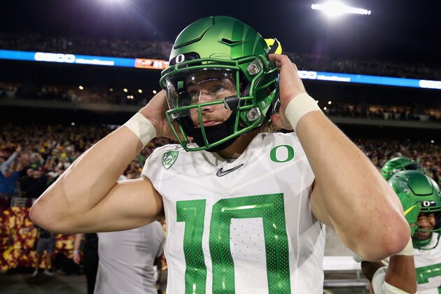 TEMPE, ARIZONA - NOVEMBER 23: Quarterback Justin Herbert #10 of the Oregon Ducks walks off the field after being defeated by the Arizona State Sun Devils in NCAAF game at Sun Devil Stadium on November 23, 2019 in Tempe, Arizona. The Sun Devils defeated the Ducks 31-28.  (Photo by Christian Petersen/Getty Images)