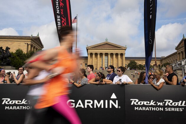PHILADELPHIA, PA - SEPTEMBER 15: Runners participate in the 2019 Humana Rock n Roll Philadelphia Half Marathon on September 15, 2019 in Philadelphia, Pennsylvania. (Photo by Patrick McDermott/Getty Images)