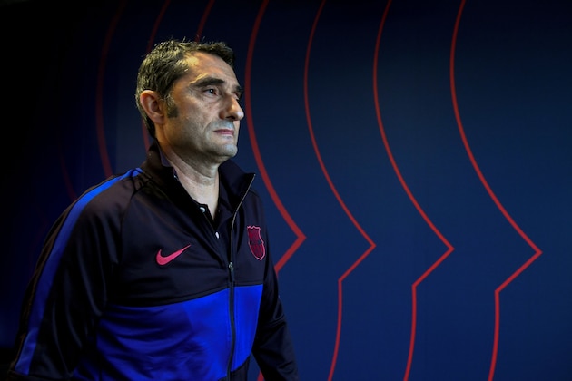 Barcelona's Spanish coach Ernesto Valverde arrives for a press conference at the Joan Gamper Sports City training ground in Sant Joan Despi, on November 26, 2019 on the eve of the UEFA Champions League Group F football match between FC Barcelona and Borussia Dortmund. (Photo by LLUIS GENE / AFP) (Photo by LLUIS GENE/AFP via Getty Images)