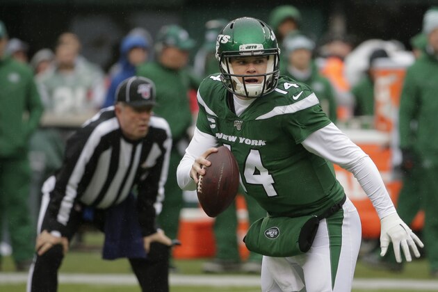 New York Jets quarterback Sam Darnold (14) looks to pass during the first half of an NFL football game against the Oakland Raiders Sunday, Nov. 24, 2019, in East Rutherford, N.J. (AP Photo/Seth Wenig)