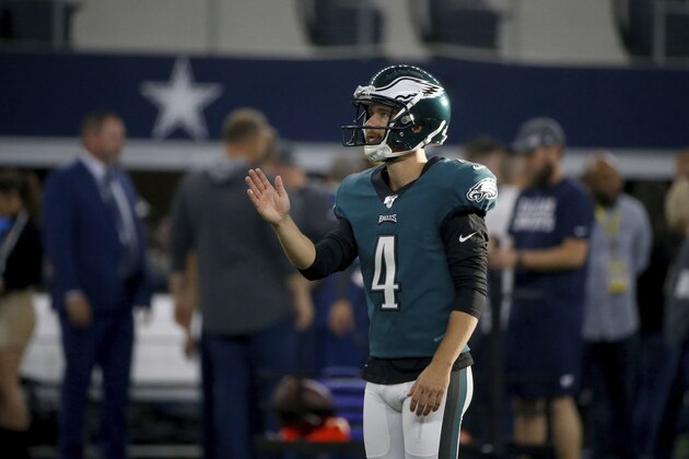 Philadelphia Eagles kicker Jake Elliott (4) warms up before an NFL football game against the Dallas Cowboys in Arlington, Texas, Sunday, Oct. 20, 2019. (AP Photo/Michael Ainsworth)