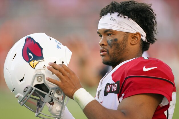SANTA CLARA, CALIFORNIA - NOVEMBER 17: Kyler Murray #1 of the Arizona Cardinals looks on against the San Francisco 49ers during the second half of an NFL football game at Levi's Stadium on November 17, 2019 in Santa Clara, California. (Photo by Thearon W. Henderson/Getty Images)