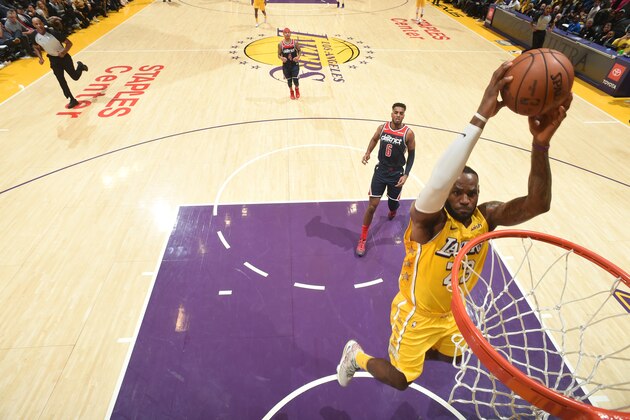 LOS ANGELES, CA - NOVEMBER 29: LeBron James #23 of the Los Angeles Lakers shoots the ball against the Washington Wizards on November 29, 2019 at STAPLES Center in Los Angeles, California. NOTE TO USER: User expressly acknowledges and agrees that, by downloading and/or using this Photograph, user is consenting to the terms and conditions of the Getty Images License Agreement. Mandatory Copyright Notice: Copyright 2019 NBAE (Photo by Andrew D. Bernstein/NBAE via Getty Images)