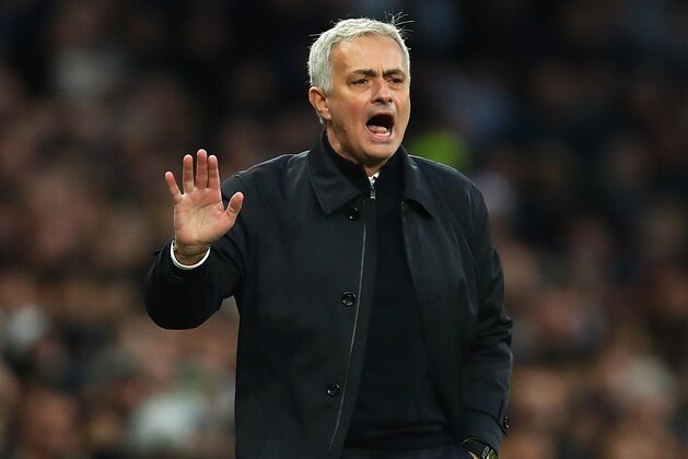 LONDON, ENGLAND - NOVEMBER 30:  Jose Mourinho, Spurs manager gives instructions during the Premier League match between Tottenham Hotspur and AFC Bournemouth  at Tottenham Hotspur Stadium on November 30, 2019 in London, United Kingdom. (Photo by Julian Finney/Getty Images)