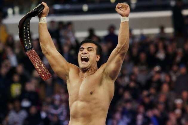 Jose Alberto Rodríguez, of Mexico, known as Alberto Del Rio, celebrates after defeating Jacob Jose Alberto Rodríguez, of Mexico, known as Alberto Del Rio, celebrates after defeating Jacob