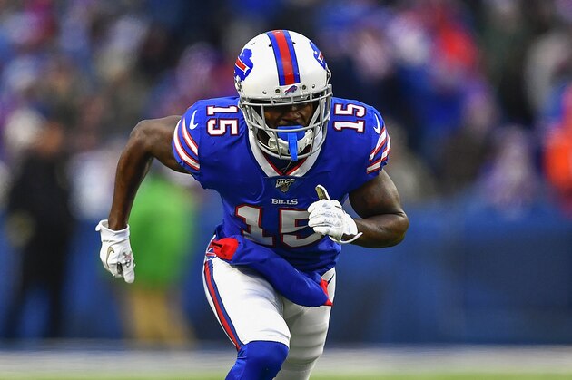 Buffalo Bills wide receiver John Brown (15) breaks down field against the Denver Broncos during the fourth quarter of an NFL football game, Sunday, Nov. 24, 2019, in Orchard Park, N.Y. (AP Photo/Adrian Kraus)