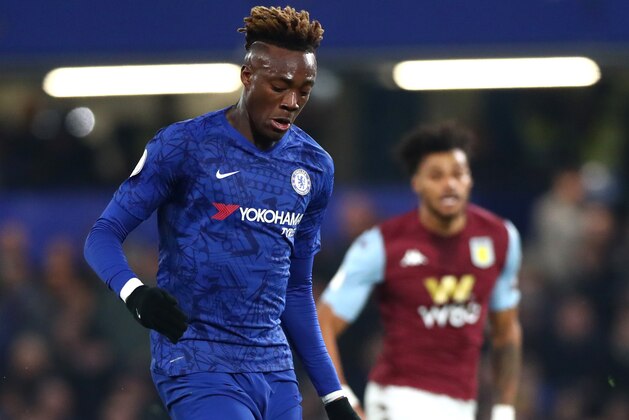 LONDON, ENGLAND - DECEMBER 04: Tammy Abraham of Chelsea FC controls the ball during the Premier League match between Chelsea FC and Aston Villa at Stamford Bridge on December 04, 2019 in London, United Kingdom. (Photo by Chloe Knott - Danehouse/Getty Images)