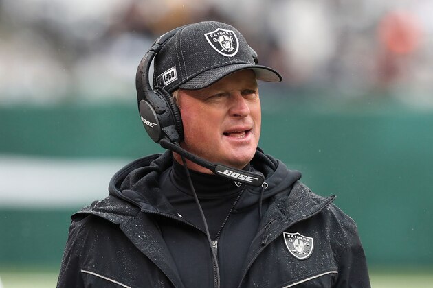 EAST RUTHERFORD, NEW JERSEY--NOVEMBER 24: Head Coach Jon Gruden of the Oakland Raiders reacts to a play against the New York Jets in the first half in the rain at MetLife Stadium on November 24, 2019 in East Rutherford, New Jersey. (Photo by Al Pereira/Getty Images).