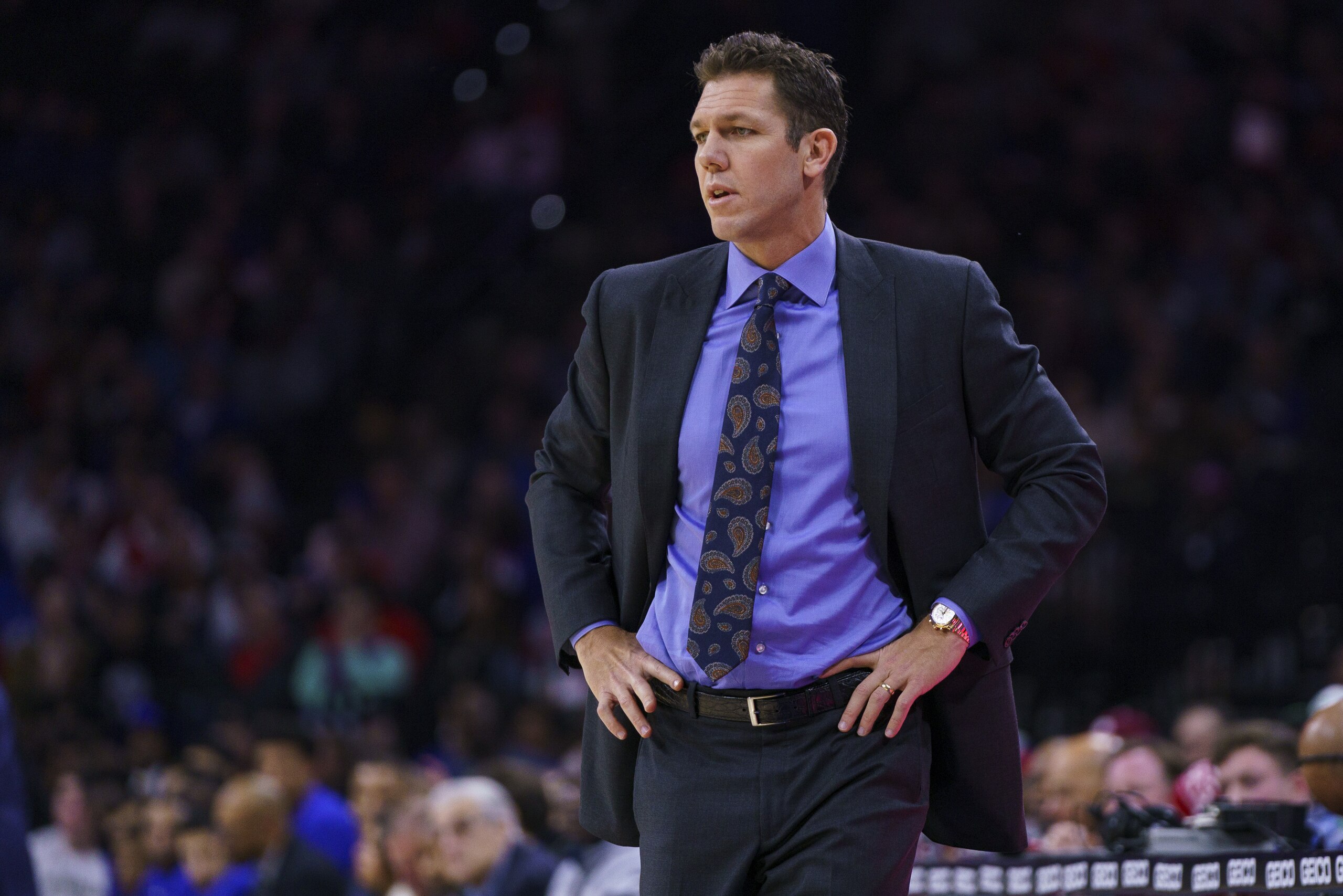 Sacramento Kings head coach Luke Walton looks on during the first half of an NBA basketball game against the Philadelphia 76ers, Wednesday, Nov. 27, 2019, in Philadelphia. The 76ers won 97-91. (AP Photo/Chris Szagola)