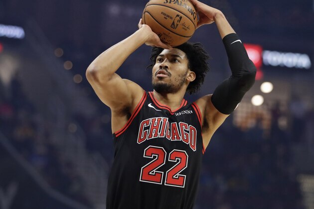 Chicago Bulls' Otto Porter Jr. shoots against the Cleveland Cavaliers in the first half of an NBA basketball game, Wednesday, Oct. 30, 2019, in Cleveland. (AP Photo/Tony Dejak)
