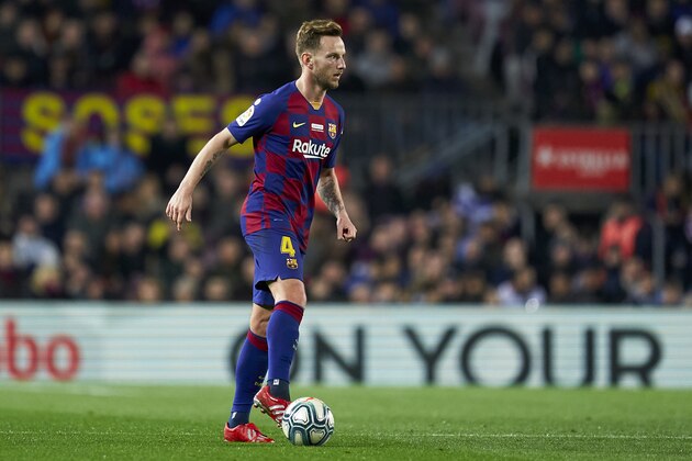 BARCELONA, SPAIN - DECEMBER 07: Ivan Rakitic of FC Barcelona in action during the La Liga match between FC Barcelona and RCD Mallorca at Camp Nou on December 07, 2019 in Barcelona, Spain. (Photo by Quality Sport Images/Getty Images)
