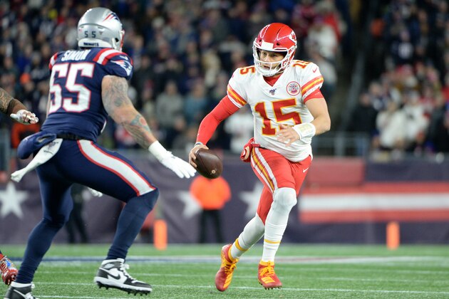 FOXBOROUGH, MASSACHUSETTS - DECEMBER 08: Patrick Mahomes #15 of the Kansas City Chiefs scrambles during the first half against the New England Patriots in the game at Gillette Stadium on December 08, 2019 in Foxborough, Massachusetts. (Photo by Kathryn Riley/Getty Images)