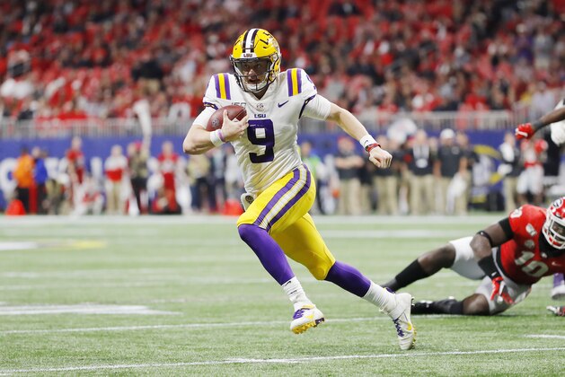 ATLANTA, GEORGIA - DECEMBER 07: Joe Burrow #9 of the LSU Tigers runs with the ball in the second half against the Georgia Bulldogs during the SEC Championship game at Mercedes-Benz Stadium on December 07, 2019 in Atlanta, Georgia. (Photo by Kevin C. Cox/Getty Images)