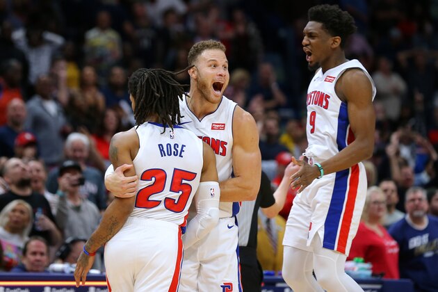 NEW ORLEANS, LOUISIANA - DECEMBER 09: Derrick Rose #25 of the Detroit Pistons celebrates a game-winning score with Blake Griffin #23 and Langston Galloway #9 against the New Orleans Pelicans at the Smoothie King Center on December 09, 2019 in New Orleans, Louisiana. NOTE TO USER: User expressly acknowledges and agrees that, by downloading and or using this Photograph, user is consenting to the terms and conditions of the Getty Images License Agreement. (Photo by Jonathan Bachman/Getty Images)