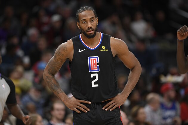 Los Angeles Clippers forward Kawhi Leonard (2) stands on the court during the second half of an NBA basketball game against the Washington Wizards, Sunday, Dec. 8, 2019, in Washington. The Clippers won 135-119. (AP Photo/Nick Wass)