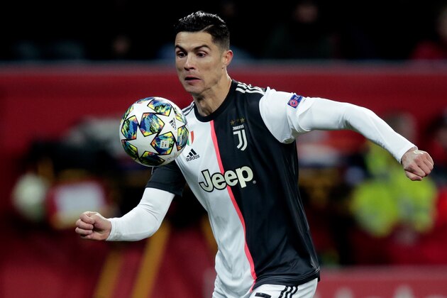 LEVERKUSEN, GERMANY - DECEMBER 11: Cristiano Ronaldo of Juventus  during the UEFA Champions League  match between Bayer Leverkusen v Juventus at the BayArena on December 11, 2019 in Leverkusen Germany (Photo by Peter Lous/Soccrates/Getty Images)