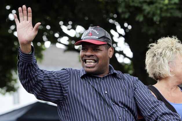 Hall of Famer Leon Spinks at the Boxing Hall of Fame parade in Canastota, N.Y., on Sunday, June 12, 2011. (AP Photo/Mike Groll)