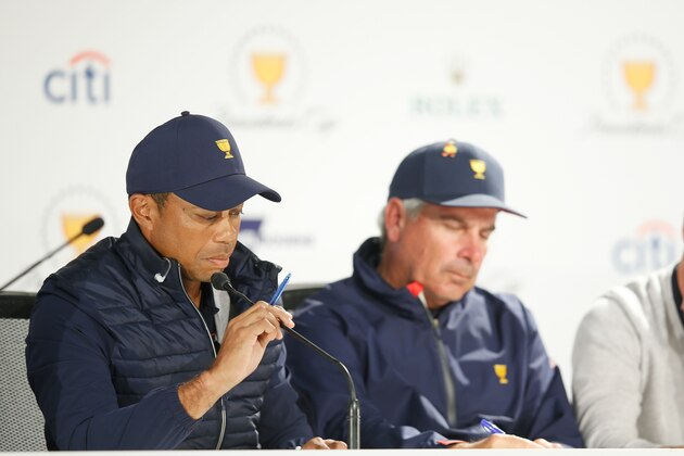 MELBOURNE, AUSTRALIA - DECEMBER 14: Playing Captain Tiger Woods of the United States team and Assistant Captain Fred Couples of the United States team take part in Sunday Singles match pairings on day three of the 2019 Presidents Cup at Royal Melbourne Golf Course on December 14, 2019 in Melbourne, Australia. (Photo by Darrian Traynor/Getty Images)
