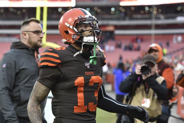 Cleveland Browns wide receiver Odell Beckham Jr. walks off the field after an NFL football game against the Cincinnati Bengals, Sunday, Dec. 8, 2019, in Cleveland. The Browns won 27-19. (AP Photo/David Richard)