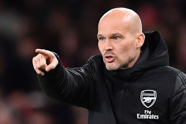 Arsenal's Swedish Interim head coach Freddie Ljungberg gestures on the touchline during the English Premier League football match between Arsenal and Manchester City at the Emirates Stadium in London on December 15, 2019. (Photo by Ben STANSALL / AFP) / RESTRICTED TO EDITORIAL USE. No use with unauthorized audio, video, data, fixture lists, club/league logos or 'live' services. Online in-match use limited to 120 images. An additional 40 images may be used in extra time. No video emulation. Social media in-match use limited to 120 images. An additional 40 images may be used in extra time. No use in betting publications, games or single club/league/player publications. /  (Photo by BEN STANSALL/AFP via Getty Images)