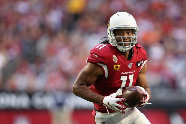 GLENDALE, ARIZONA - DECEMBER 15: Wide receiver Larry Fitzgerald #11 of the Arizona Cardinals runs with the football after a reception against the Cleveland Browns during the first half of the NFL game at State Farm Stadium on December 15, 2019 in Glendale, Arizona.  The Cardinals defeated the Browns 38-24. (Photo by Christian Petersen/Getty Images)