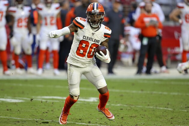 Cleveland Browns wide receiver Jarvis Landry (80) runs after the catch against the Arizona Cardinals during the second half of an NFL football game, Sunday, Dec. 15, 2019, in Glendale, Ariz. (AP Photo/Ross D. Franklin)