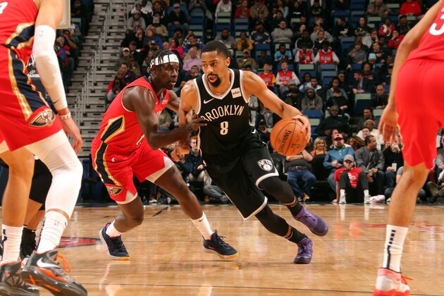 NEW ORLEANS, LA - DECEMBER 17: Spencer Dinwiddie #8 of the Brooklyn Nets handles the ball during the game against the New Orleans Pelicans on January 1, 2019 at the Smoothie King Center in New Orleans, Louisiana. NOTE TO USER: User expressly acknowledges and agrees that, by downloading and or using this Photograph, user is consenting to the terms and conditions of the Getty Images License Agreement. Mandatory Copyright Notice: Copyright 2019 NBAE (Photo by Layne Murdoch Jr./NBAE via Getty Images)
