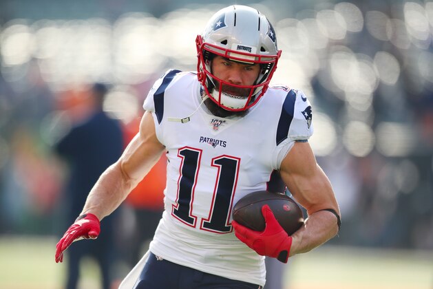 CINCINNATI, OHIO - DECEMBER 15: Julian Edelman #11 of the New England Patriots warms up before the game against the Cincinnati Bengals at Paul Brown Stadium on December 15, 2019 in Cincinnati, Ohio. (Photo by Bobby Ellis/Getty Images)
