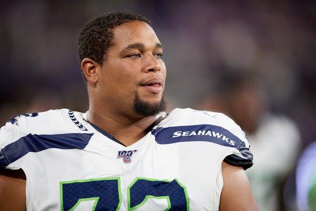 MINNEAPOLIS, MN - AUGUST 18: Al Woods #72 of the Seattle Seahawks looks on during the preseason game against the Minnesota Vikings at U.S. Bank Stadium on August 18, 2019 in Minneapolis, Minnesota. The Vikings defeated the Seahawks 25-19. (Photo by Hannah Foslien/Getty Images)