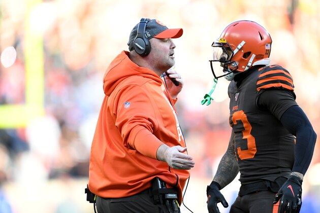 CLEVELAND, OHIO - DECEMBER 22: Head coach Freddie Kitchens congratulates wide receiver Odell Beckham #13 of the Cleveland Browns as Beckham leaves the field during the second half against the Baltimore Ravens at FirstEnergy Stadium on December 22, 2019 in Cleveland, Ohio. The Ravens defeated the Browns 31-15. (Photo by Jason Miller/Getty Images) CLEVELAND, OHIO - DECEMBER 22: Head coach Freddie Kitchens congratulates wide receiver Odell Beckham #13 of the Cleveland Browns as Beckham leaves the field during the second half against the Baltimore Ravens at FirstEnergy Stadium on December 22, 2019 in Cleveland, Ohio. The Ravens defeated the Browns 31-15. (Photo by Jason Miller/Getty Images)