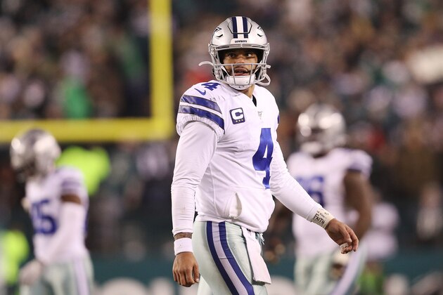 PHILADELPHIA, PENNSYLVANIA - DECEMBER 22: Dak Prescott #4 of the Dallas Cowboys reacts during the second half against the Philadelphia Eagles in the game at Lincoln Financial Field on December 22, 2019 in Philadelphia, Pennsylvania. (Photo by Patrick Smith/Getty Images)