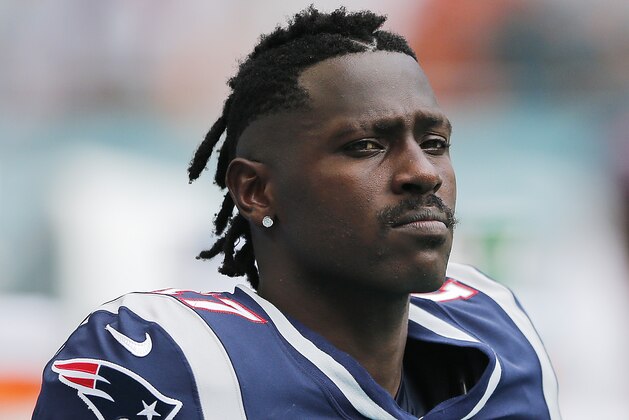 MIAMI, FLORIDA - SEPTEMBER 15:  Antonio Brown #17 of the New England Patriots looks on against the Miami Dolphins during the fourth quarter at Hard Rock Stadium on September 15, 2019 in Miami, Florida. (Photo by Michael Reaves/Getty Images)