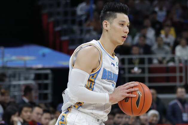 BEIJING, CHINA - DECEMBER 20: Jeremy Lin #7 of Beijing Ducks in action during 2019/2020 CBA League - Beijing Ducks v Zhejiang Golden Bulls at Beijing Wukesong Sport Arena on December 20, 2019 in Beijing, China. (Photo by Fred Lee/Getty Images)