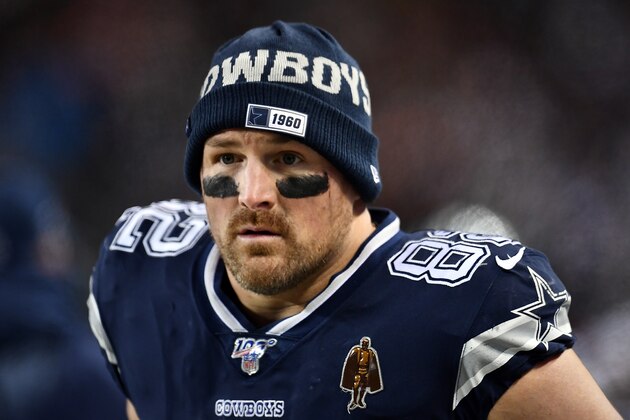 CHICAGO, ILLINOIS - DECEMBER 05: Jason Witten #82 of the Dallas Cowboys watches action during a game against the Chicago Bears at Soldier Field on December 05, 2019 in Chicago, Illinois. The Bears defeated the Cowboys 31-24. (Photo by Stacy Revere/Getty Images) CHICAGO, ILLINOIS - DECEMBER 05: Jason Witten #82 of the Dallas Cowboys watches action during a game against the Chicago Bears at Soldier Field on December 05, 2019 in Chicago, Illinois. The Bears defeated the Cowboys 31-24. (Photo by Stacy Revere/Getty Images)