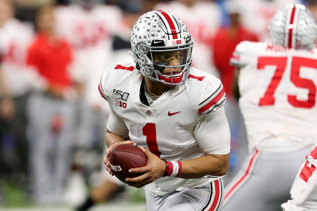INDIANAPOLIS, INDIANA - DECEMBER 07: Justin Fields #01 of the Ohio State Buckeyes in action in the Big Ten Championship game against the Wisconsin Badgers at Lucas Oil Stadium on December 07, 2019 in Indianapolis, Indiana. (Photo by Justin Casterline/Getty Images)