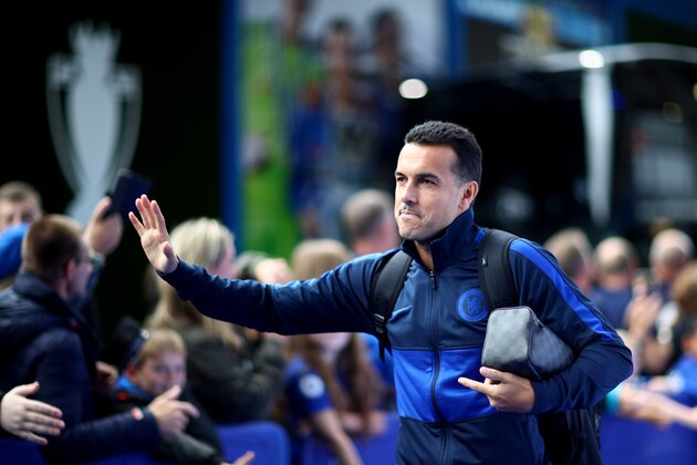 LONDON, ENGLAND - SEPTEMBER 22: Pedro of Chelsea FC arrives at the ground ahead of the Premier League match between Chelsea FC and Liverpool FC at Stamford Bridge on September 22, 2019 in London, United Kingdom. (Photo by Chloe Knott - Danehouse/Getty Images)