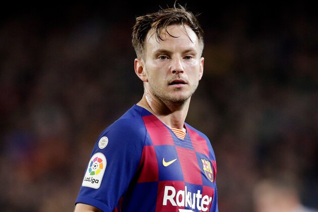 BARCELONA, SPAIN - DECEMBER 18: Ivan Rakitic of FC Barcelona  during the La Liga Santander  match between FC Barcelona v Real Madrid at the Camp Nou on December 18, 2019 in Barcelona Spain (Photo by David S. Bustamante/Soccrates/Getty Images)