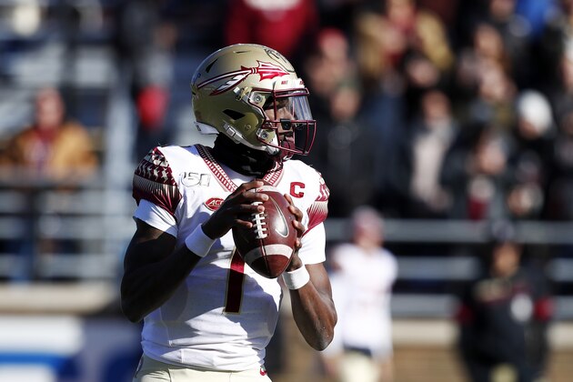 CHESTNUT HILL, MASSACHUSETTS - NOVEMBER 09: Quarterback James Blackman #1 of the Florida State Seminoles looks to pass during the second quarter of the game against the Boston College Eagles at Alumni Stadium on November 09, 2019 in Chestnut Hill, Massachusetts. (Photo by Omar Rawlings/Getty Images)