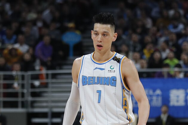 BEIJING, CHINA - DECEMBER 25: Jeremy Lin #7 of Beijing Ducks in action during 2019/2020 CBA League - Beijing Ducks v Xinjiang Yilite at Beijing Wukesong Sport Arena on December 25, 2019 in Beijing, China. (Photo by Fred Lee/Getty Images)