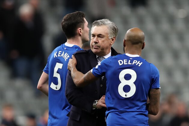 NEWCASTLE UPON TYNE, ENGLAND - DECEMBER 28: Carlo Ancelotti, Manager of Everton celebrates with Fabian Delph of Everton following their sides victory in the Premier League match between Newcastle United and Everton FC at St. James Park on December 28, 2019 in Newcastle upon Tyne, United Kingdom. (Photo by Ian MacNicol/Getty Images)