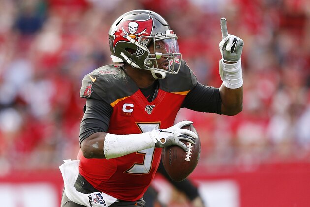 TAMPA, FLORIDA - DECEMBER 29:  Jameis Winston #3 of the Tampa Bay Buccaneers scrambles with the ball against the Atlanta Falcons during the second half at Raymond James Stadium on December 29, 2019 in Tampa, Florida. (Photo by Michael Reaves/Getty Images)
