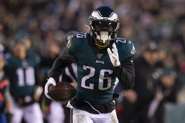 PHILADELPHIA, PA - DECEMBER 22: Miles Sanders #26 of the Philadelphia Eagles runs the ball against the Dallas Cowboys at Lincoln Financial Field on December 22, 2019 in Philadelphia, Pennsylvania. (Photo by Mitchell Leff/Getty Images)